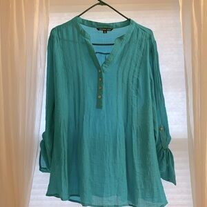 Zac and Rachel plus size turquoise tunic top